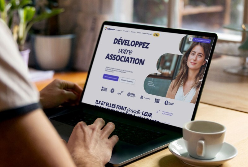 Bleez et HelloAsso : simplifiez la gestion de votre association, logiciel de comptabilité