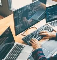 Création du logiciel ComptaCom par Didier Caplan, expert-comptable.